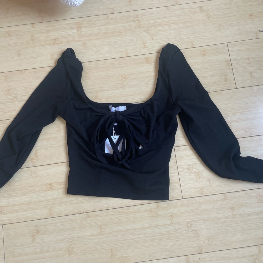 Adika Top